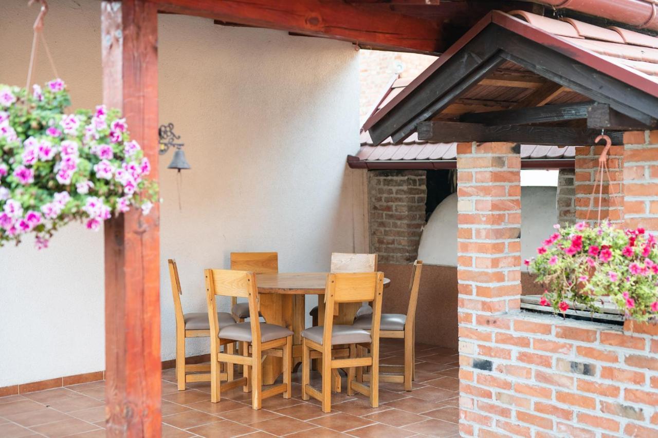 Salas 318 - B&B Farm Experience Brodski Drenovac Buitenkant foto